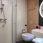 Hotel Moxy 3*