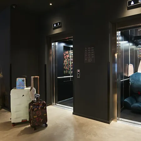 Moxy Hotel