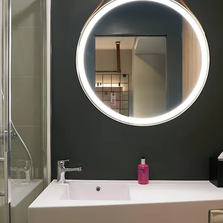 Szálloda Moxy 3*