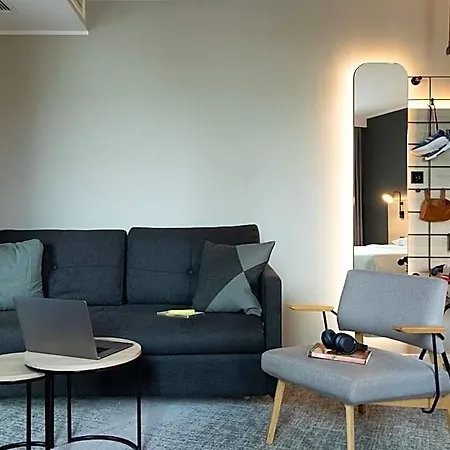 Moxy Отель 3*